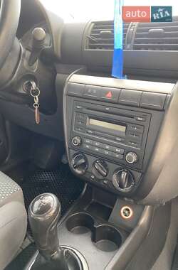 Хетчбек Volkswagen Fox 2008 в 