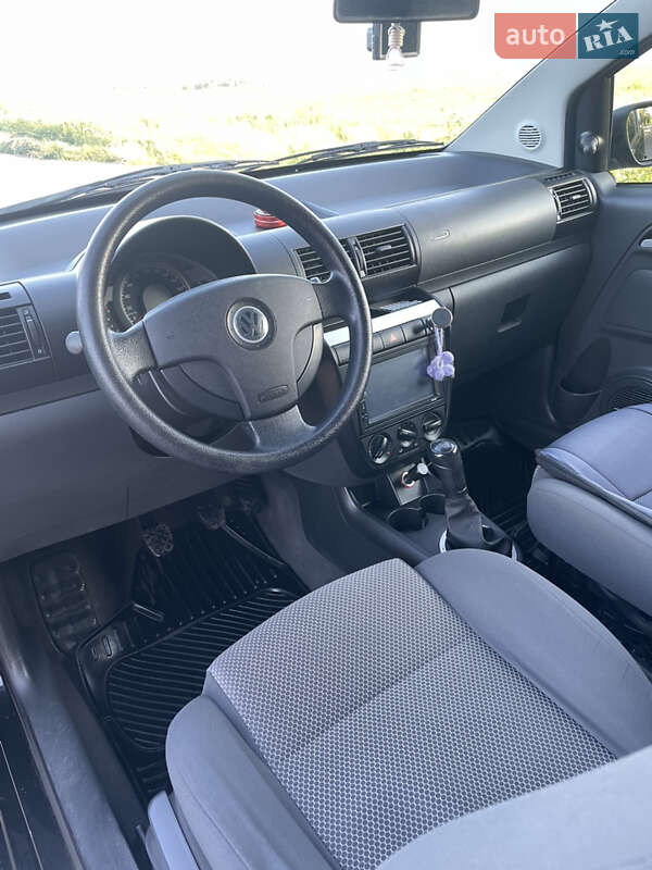 Хетчбек Volkswagen Fox 2006 в Дубні
