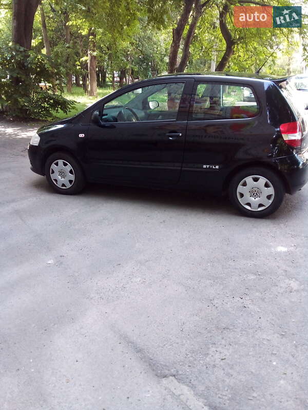Хетчбек Volkswagen Fox 2010 в Рівному
