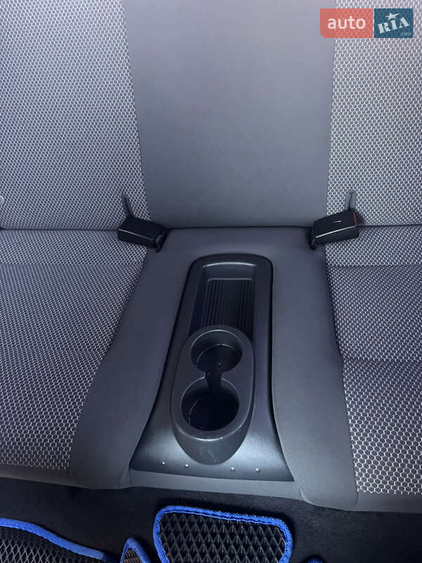 Хэтчбек Volkswagen Fox 2010 в Львове