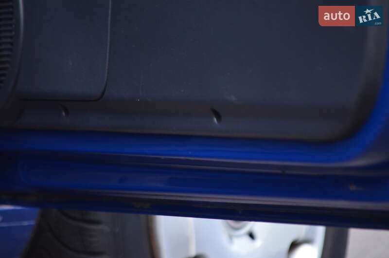 Хэтчбек Volkswagen Fox 2005 в Хусте