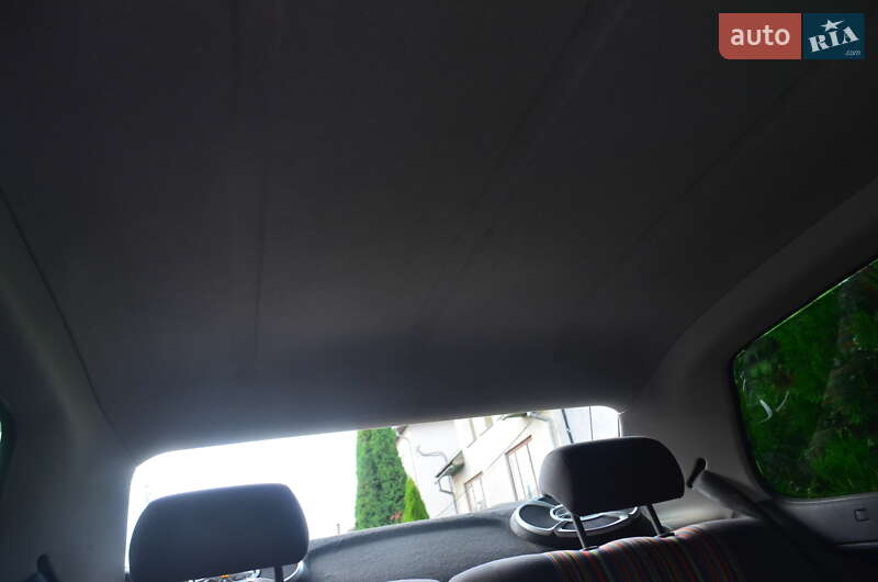 Хэтчбек Volkswagen Fox 2005 в Хусте