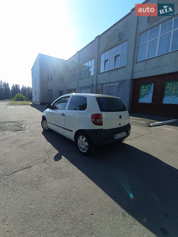 Хэтчбек Volkswagen Fox 2010 в Ровно