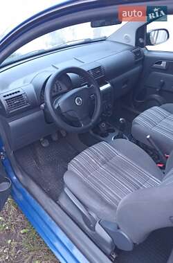 Хэтчбек Volkswagen Fox 2011 в  фото 11 Хэтчбек Volkswagen Fox 2011 в