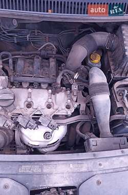 Хэтчбек Volkswagen Fox 2011 в  фото 18 Хэтчбек Volkswagen Fox 2011 в