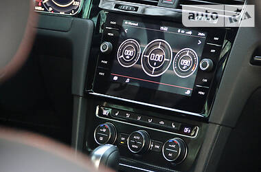 Хетчбек Volkswagen Gol 2015 в 