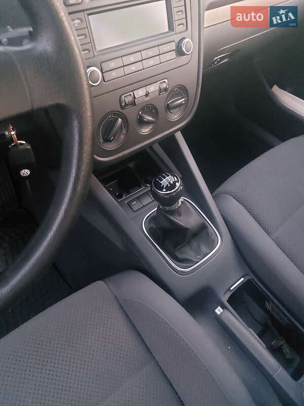 Хэтчбек Volkswagen Gol 2005 в Калиновке