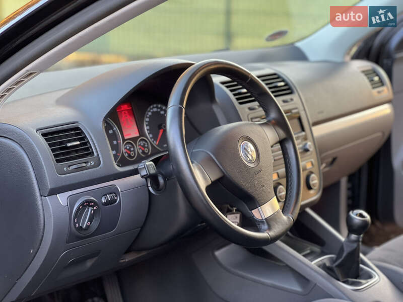 Хетчбек Volkswagen Gol 2010 в Тернополі