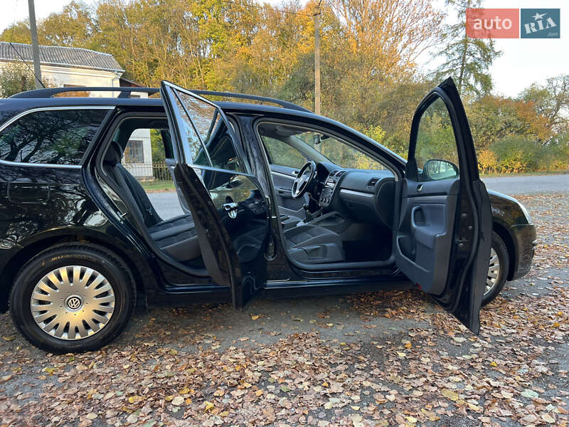 Хетчбек Volkswagen Gol 2010 в Тернополі