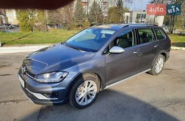 Универсал Volkswagen Golf Alltrack 2018 в Львове