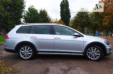 Универсал Volkswagen Golf Alltrack 2016 в Черкассах