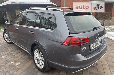 Универсал Volkswagen Golf Alltrack 2016 в Виннице