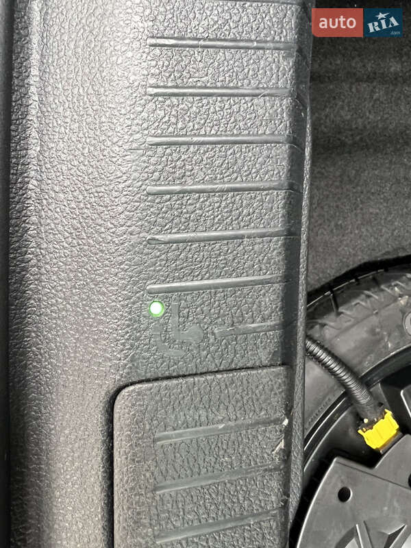 Універсал Volkswagen Golf Alltrack 2015 в Дрогобичі фото 32 Універсал Volkswagen Golf Alltrack 2015 в Дрогобичі