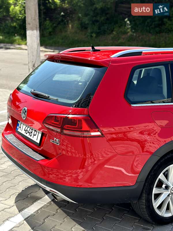 Універсал Volkswagen Golf Alltrack 2016 в Фастові