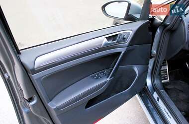 Универсал Volkswagen Golf Alltrack 2017 в 