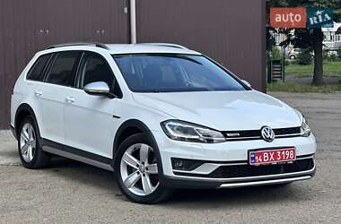 Универсал Volkswagen Golf Alltrack 2017 в Львове