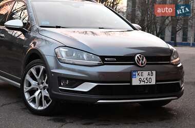 Універсал Volkswagen Golf Alltrack 2016 в Кривому Розі