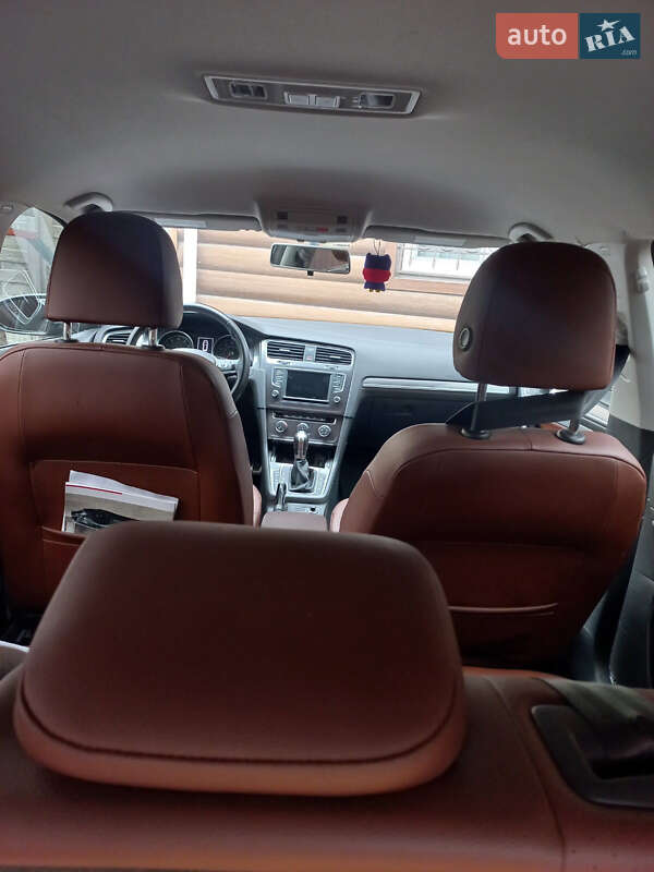 Универсал Volkswagen Golf Alltrack 2016 в Кременчуге