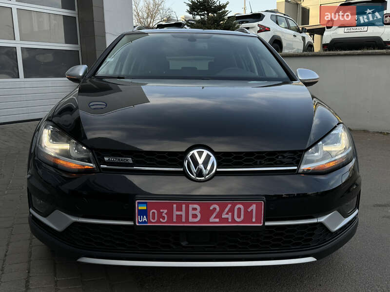 Универсал Volkswagen Golf Alltrack 2016 в Ровно