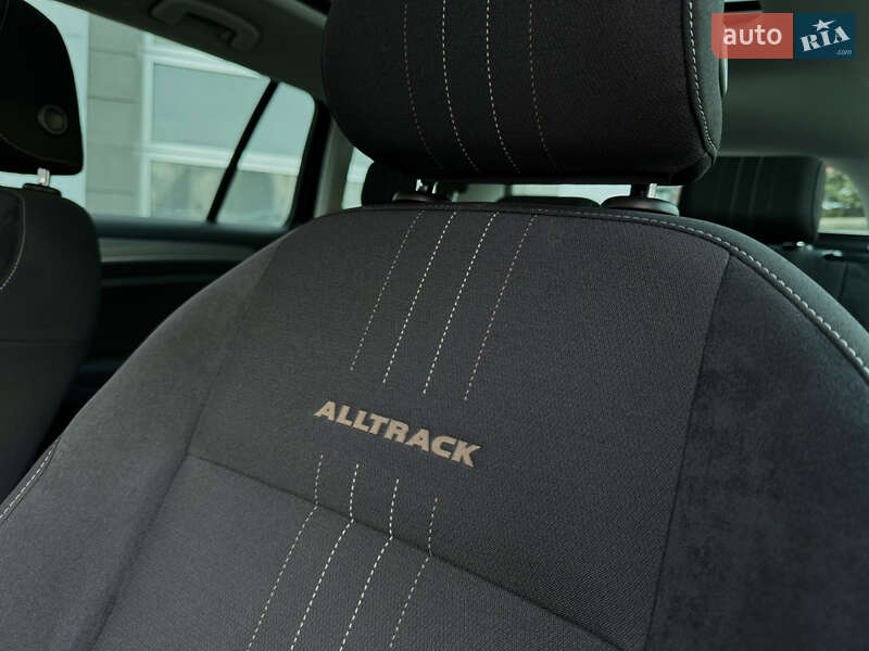 Универсал Volkswagen Golf Alltrack 2016 в Ровно