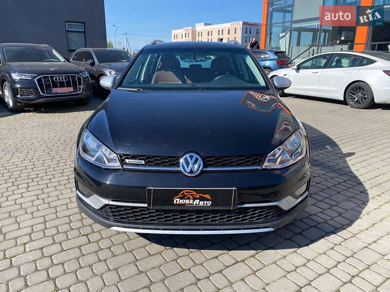 Універсал Volkswagen Golf Alltrack 2016 в Львові