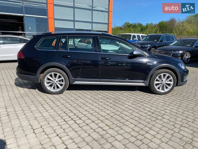 Універсал Volkswagen Golf Alltrack 2016 в Львові