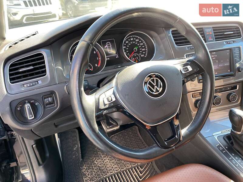 Універсал Volkswagen Golf Alltrack 2016 в Львові