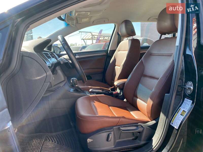 Універсал Volkswagen Golf Alltrack 2016 в Львові