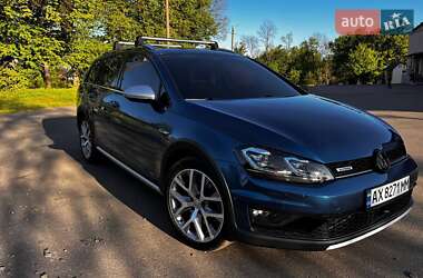 Универсал Volkswagen Golf Alltrack 2017 в 