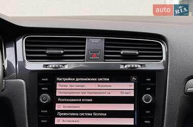 Універсал Volkswagen Golf Alltrack 2018 в 