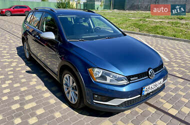Універсал Volkswagen Golf Alltrack 2017 в Вінниці