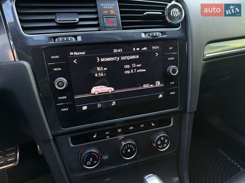 Универсал Volkswagen Golf Alltrack 2016 в Ужгороде