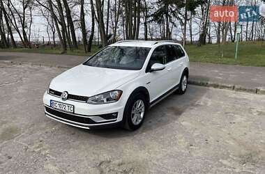Универсал Volkswagen Golf Alltrack 2017 в Львове