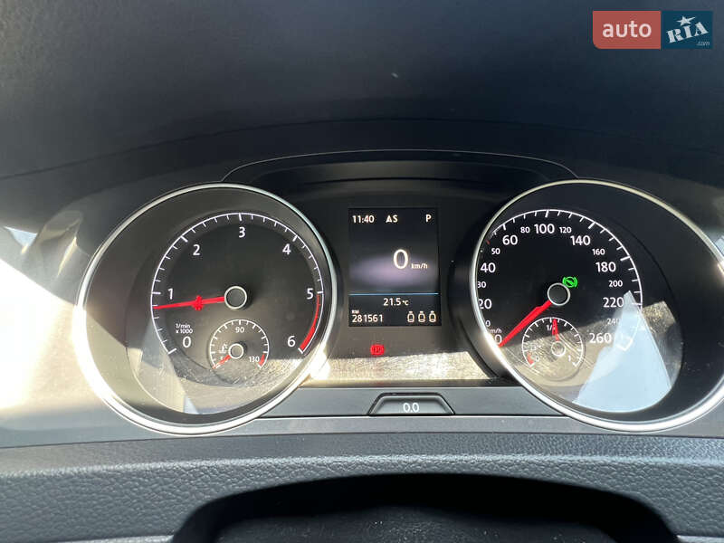 Универсал Volkswagen Golf Alltrack 2016 в Сумах