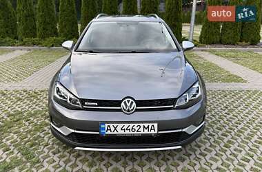 Универсал Volkswagen Golf Alltrack 2016 в 