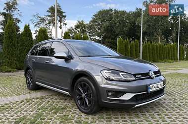 Универсал Volkswagen Golf Alltrack 2016 в 