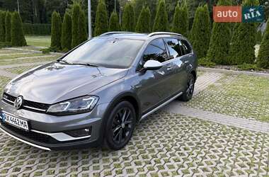 Универсал Volkswagen Golf Alltrack 2016 в 