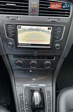 Универсал Volkswagen Golf Alltrack 2016 в 