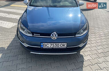Универсал Volkswagen Golf Alltrack 2016 в 