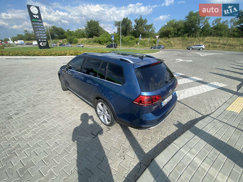 Универсал Volkswagen Golf Alltrack 2016 в Львове