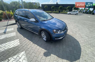 Универсал Volkswagen Golf Alltrack 2016 в 