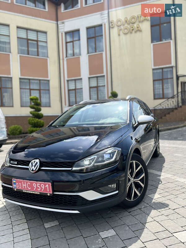 Универсал Volkswagen Golf Alltrack 2018 в Дрогобыче