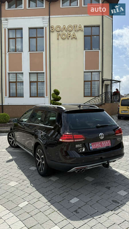 Универсал Volkswagen Golf Alltrack 2018 в Дрогобыче