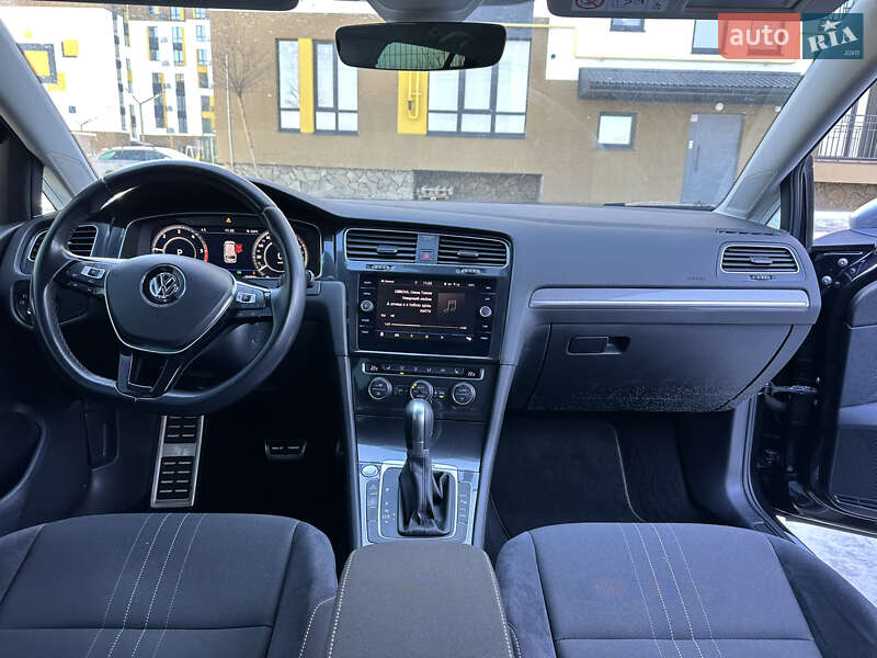 Универсал Volkswagen Golf Alltrack 2018 в Луцке фото 36 Универсал Volkswagen Golf Alltrack 2018 в Луцке