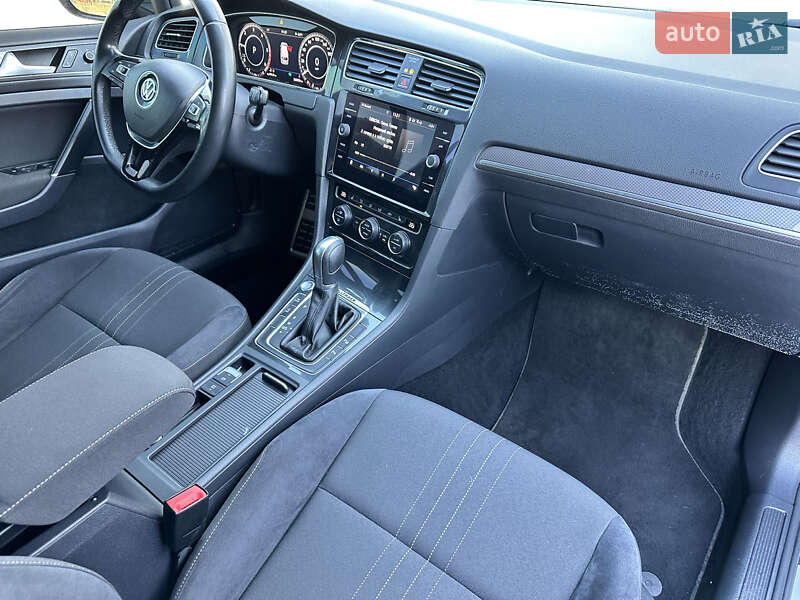 Универсал Volkswagen Golf Alltrack 2018 в Луцке фото 45 Универсал Volkswagen Golf Alltrack 2018 в Луцке