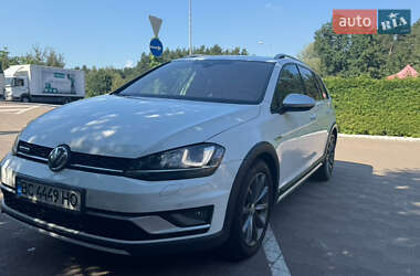 Универсал Volkswagen Golf Alltrack 2016 в Львове