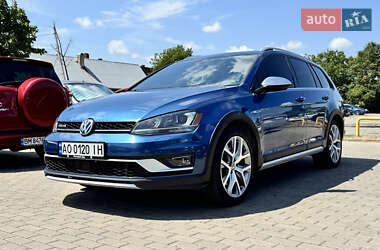 Универсал Volkswagen Golf Alltrack 2017 в Мукачево