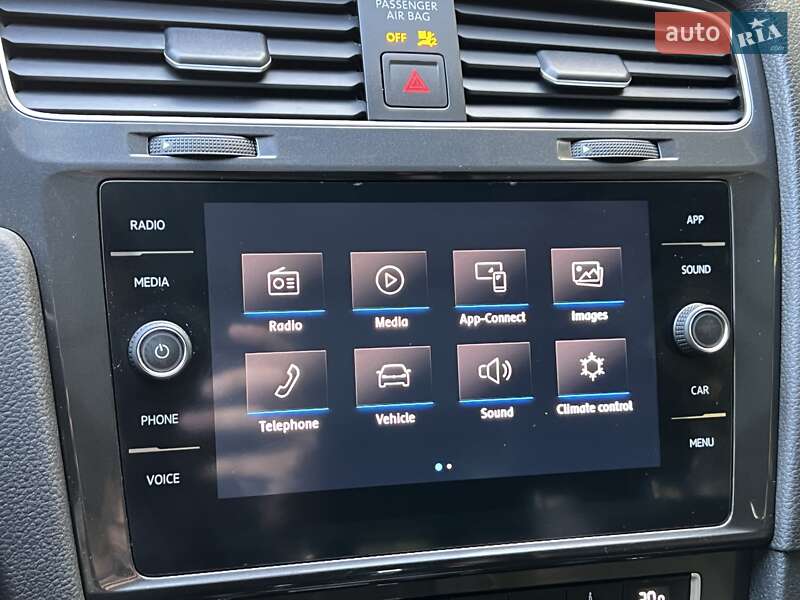 Універсал Volkswagen Golf Alltrack 2019 в Львові