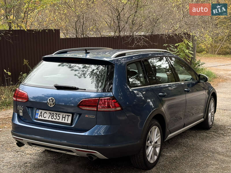 Универсал Volkswagen Golf Alltrack 2019 в Киеве фото 5 Универсал Volkswagen Golf Alltrack 2019 в Киеве