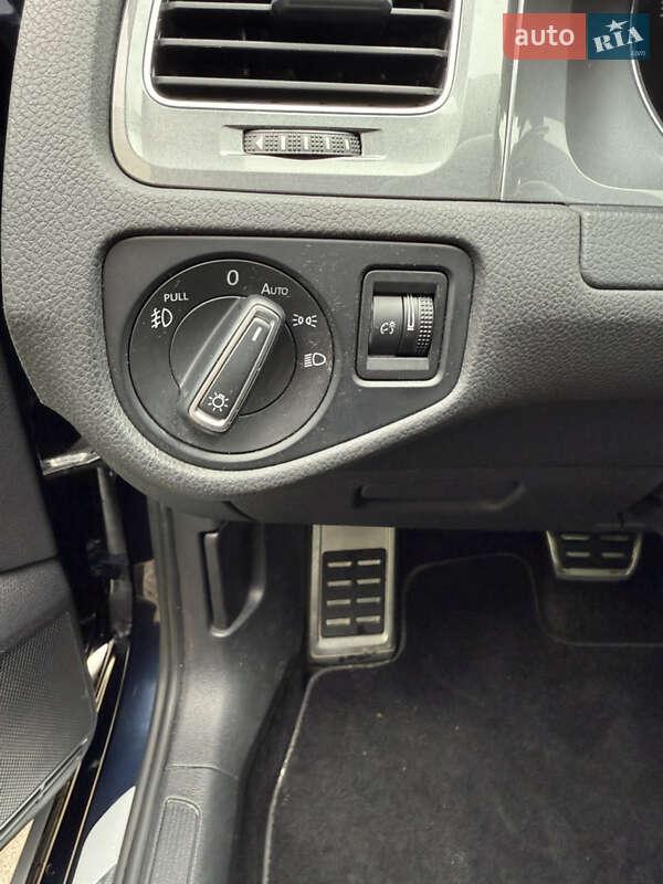 Универсал Volkswagen Golf Alltrack 2016 в Львове фото 12 Универсал Volkswagen Golf Alltrack 2016 в Львове